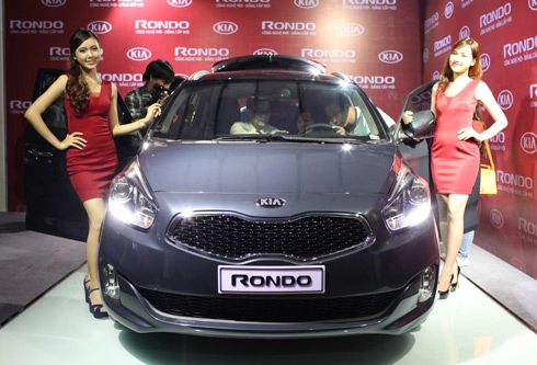  kia rondo trình làng việt nam với giá từ 729 triệu đồng 