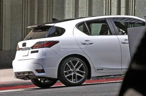 Lexus ct 200h 2014 băt đâu cho chay thư