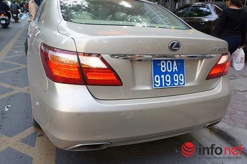 Lexus tiền tỷ gắn biển 91999 không do cơ quan có thẩm quyền cấp