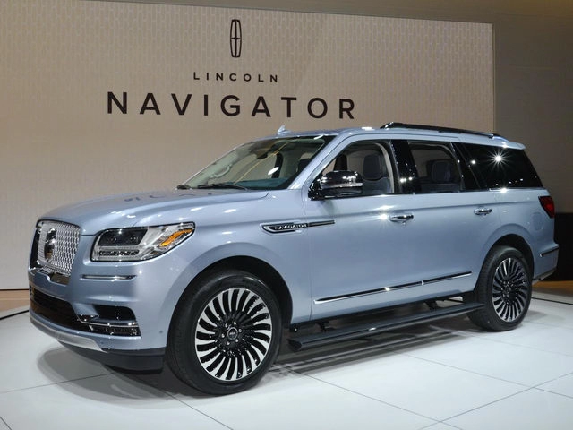 Lincoln navigator 2018 đối thủ của lexus lx 570