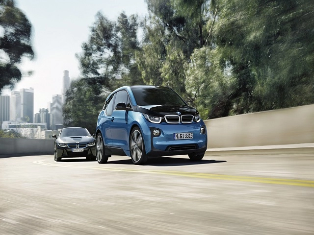 Lộ giá phiên bản bmw i3 2017 tại mỹ