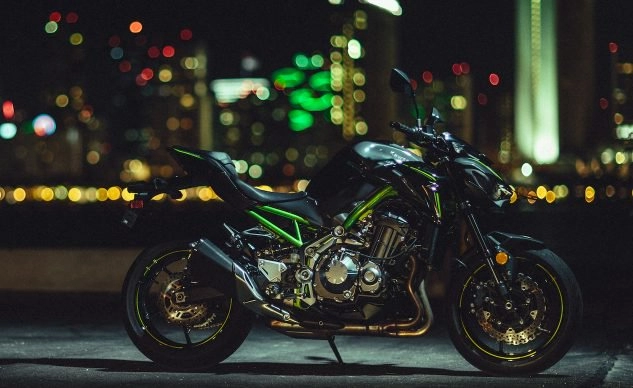 Lựa chọn nào giữa nakedbike yamaha mt-09 vs kawasaki z900