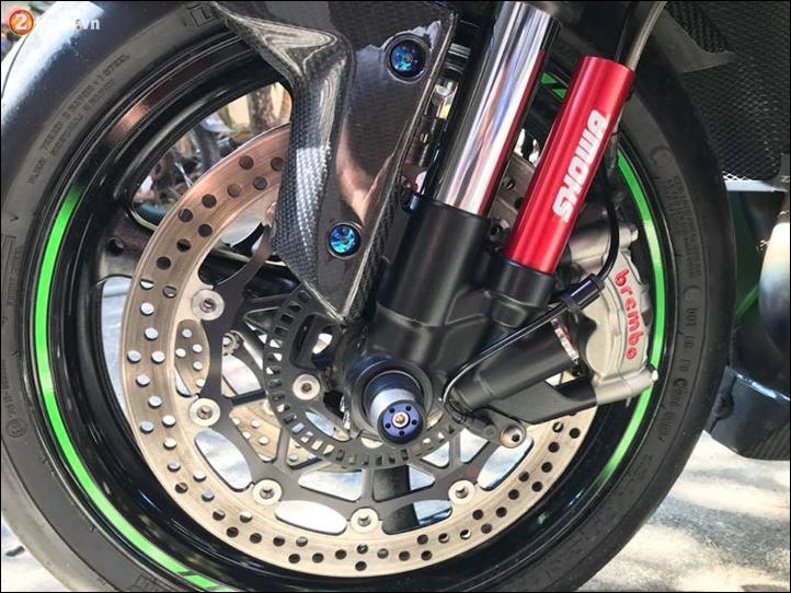 Mãn nhãn với siêu phẩm kawasaki zx-10r độ full carbon fiber