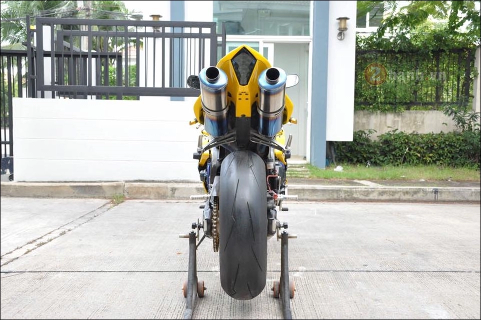 mãnh thú yamaha r1 2007 mạnh mẽ theo thời gian