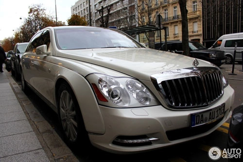 Maybach 62 s landaulet bất ngờ xuất hiện