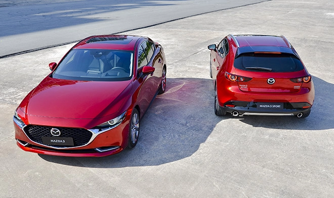 Mazda viêt nam thưc hiên câp nhât va kiêm tra phân mêm 300 xe madza3 all new