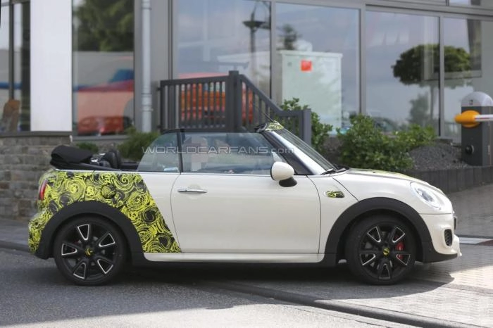 Mini cooper s cabrio mui trần 2016 trần trụi trên đường thử