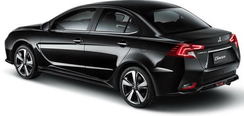 Mitsubishi grand lancer 2017 giá từ 500 triệu đồng