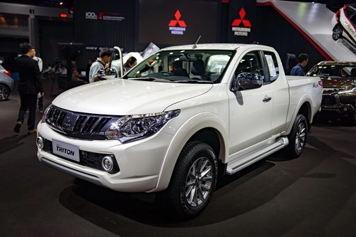 Mitsubishi triton plus giá chỉ từ 311 triệu đồng