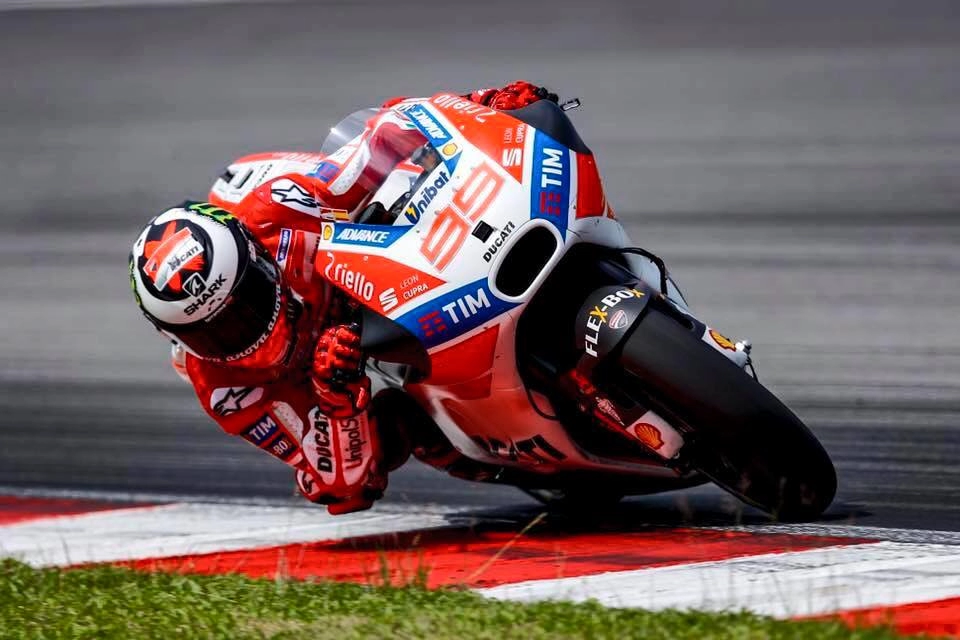 Motogp jorge lorenzo là tay đua đương thời có thời gian thi đấu lâu nhất trên một dòng xe