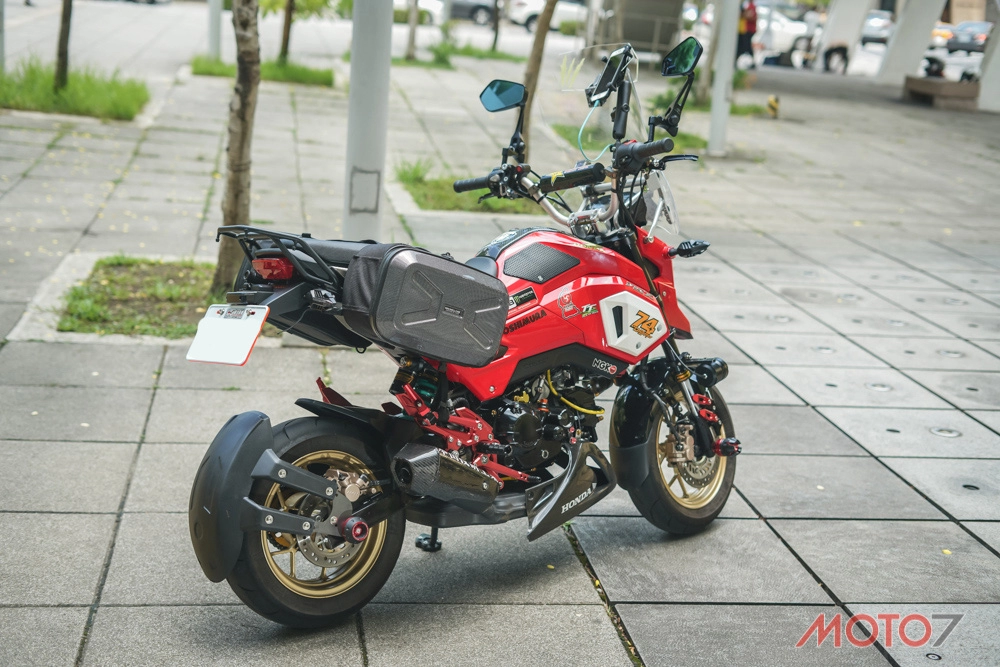 Msx 125 độ phong cách touring mang bóng hình người anh ducati hypermotard