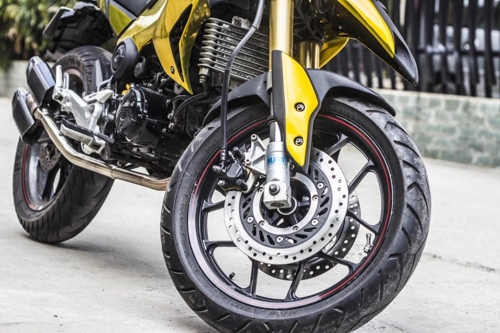 Msx độ phong cách ducati hypermotard và tem chorme bóng loáng