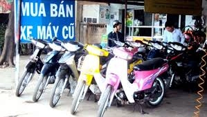 Mua bán xe máy mới nhập khẩu giá rẻ lh 0975808320