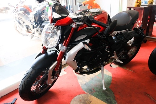  mv agusta brutale dragster 800 rr ở sài gòn 