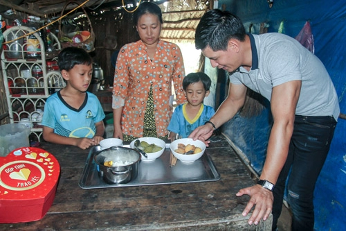 nêm yêu thương vào mâm cơm ngày tết