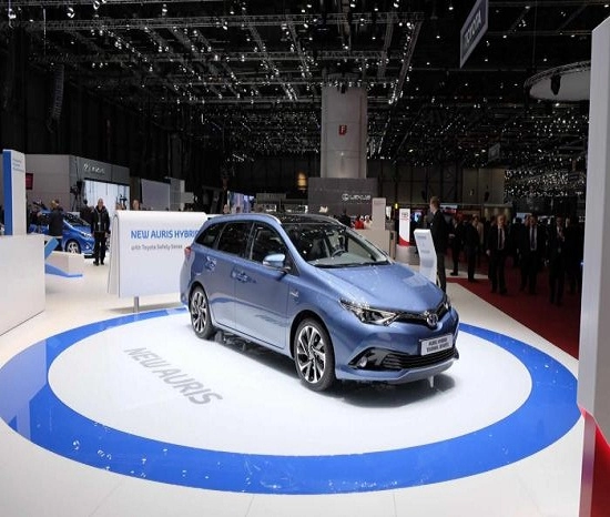 Ngắm siêu phẩm toyota auris tại geneva motor show