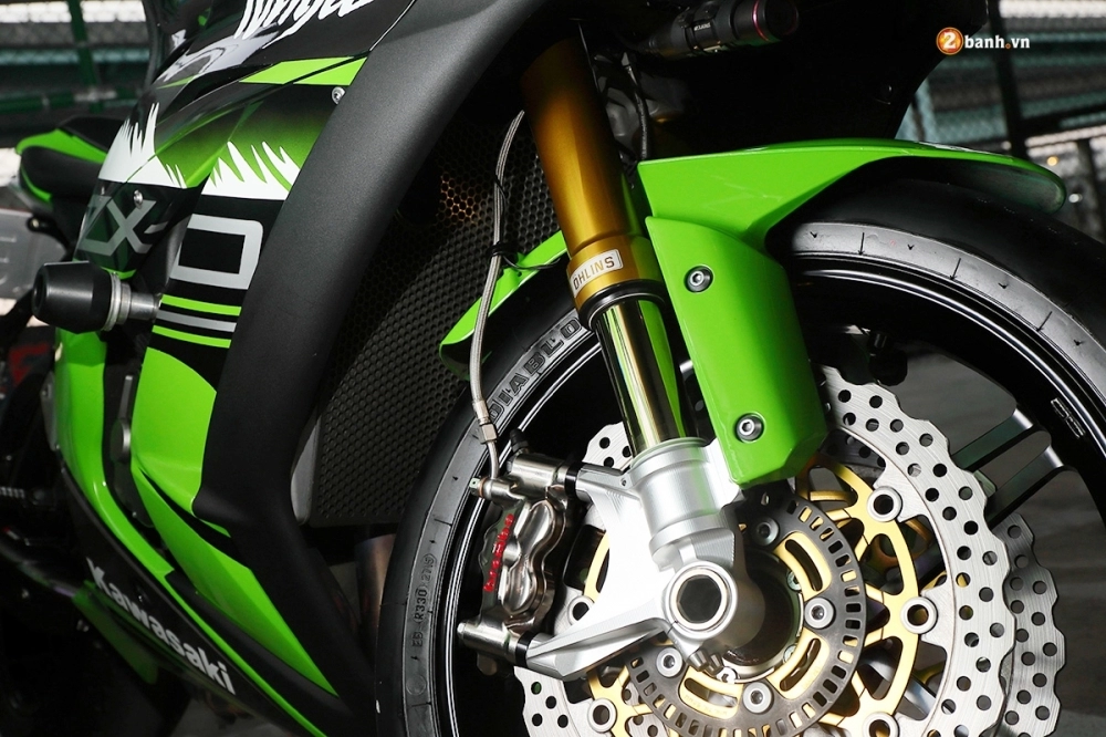 Ninja zx-10r ảo diệu trong bức ảnh sương khói huyền bí