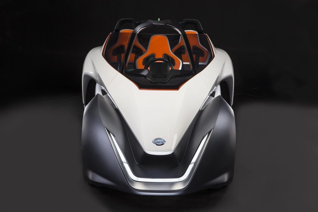 Nissan bladeglider xe thể thao như hình mũi tên