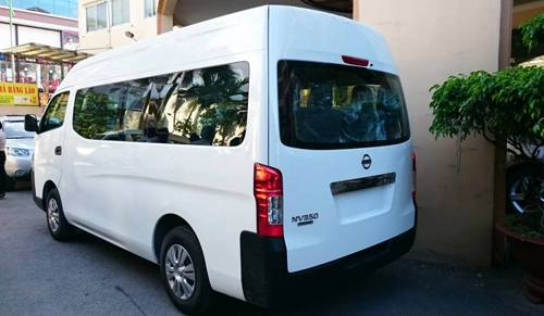  nissan nv350 urvan - minibus mới cho người việt 