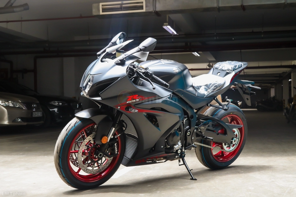 ông vua sportbike suzuki gsx-r1000 2017 chính thức về việt nam với giá khoảng 600 triệu đồng