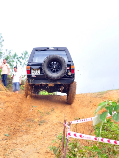  ôtô địa hình tập offroad ở ba vì 