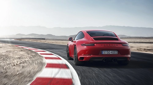 Porsche 911 gts 2017 cải tiến thêm mạnh mẽ