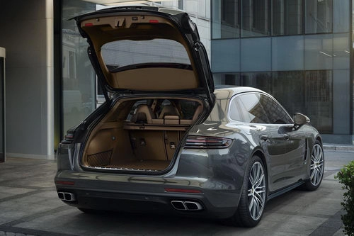 Porsche giới thiệu panamera sport turismo lạ lẫm