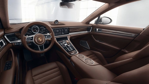 Porsche panamera sport turismo giá từ 54 tỷ đồng ở việt nam