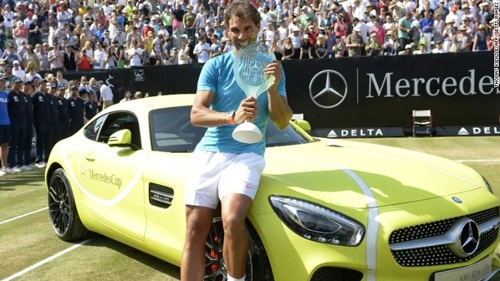 Rafael nadal chê siêu xe mercedes-amg gt s thích kia hơn