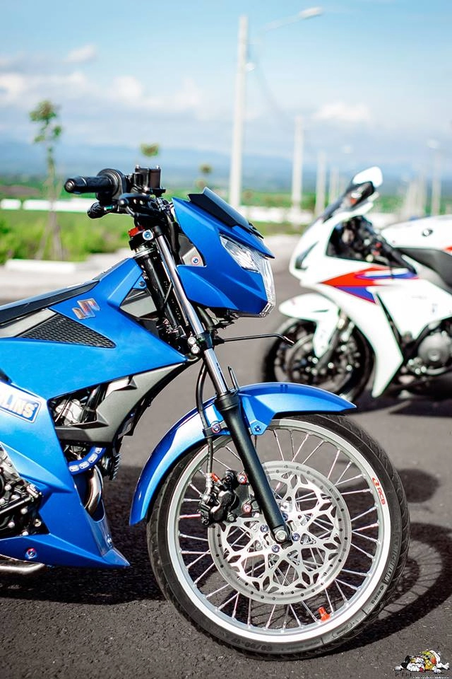 Raider 150 fi độ mang hơi thở uy lực so kè cùng con bò rừng cbr1000rr