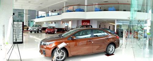  showroom lớn nhất của toyota bến thành ở tp hcm 