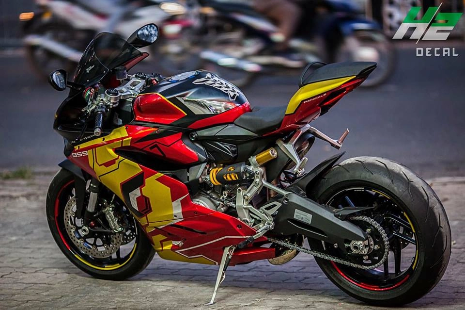 Siêu phẩm 959 panigale lột xác ngoạn mục tại sài gòn