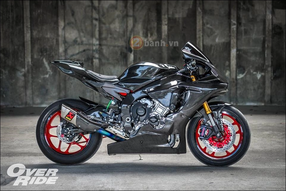 Siêu phẩm full carbon fiber yamaha r1 trong loạt ảnh đầy lôi cuốn