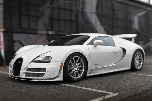 Siêu xe bugatti veyron coupe cuối cùng đang được rao bán