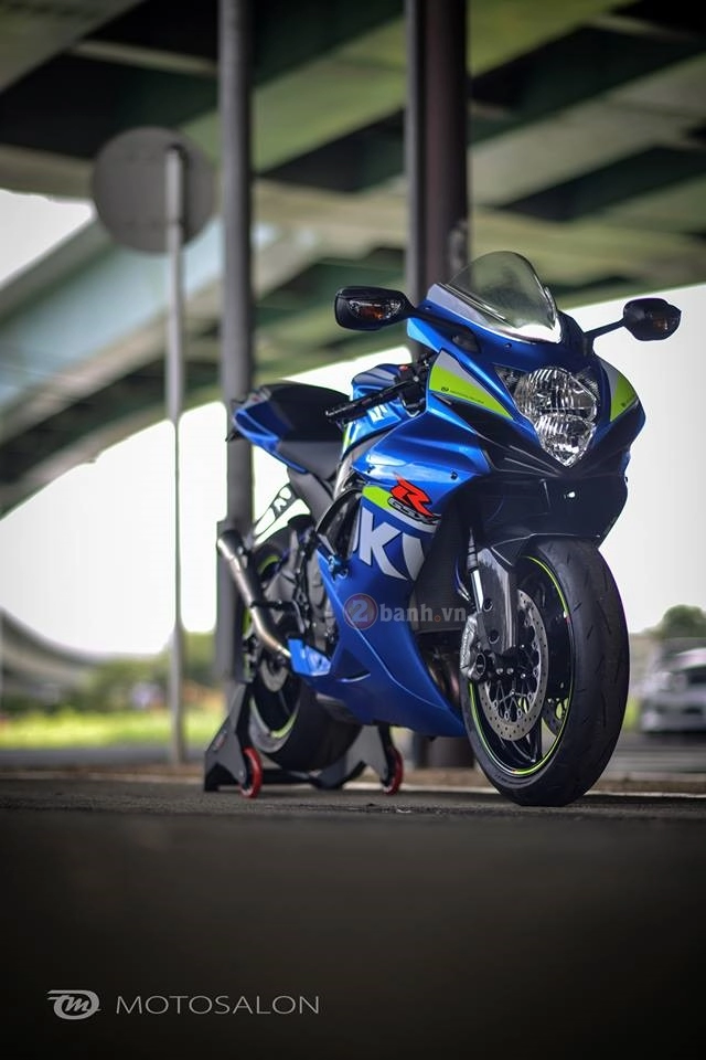 Suzuki gsx-r600 bản độ tinh tế qua bộ ảnh đầy nghệ thuật