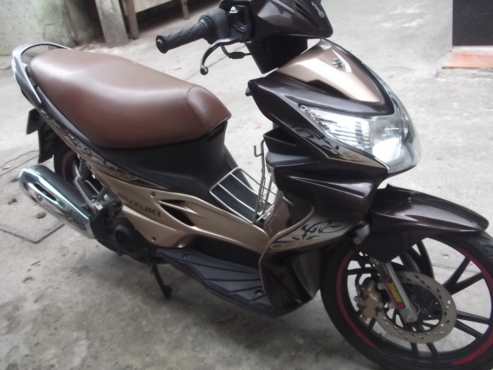 Suzuki hayate 125 màu nâu 2k12 bstp mới 95 xe đẹp máy êm nguyên zin