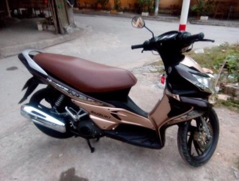 Suzuki hayate 125c màu nâu 2k13 bs 05630 mới 95