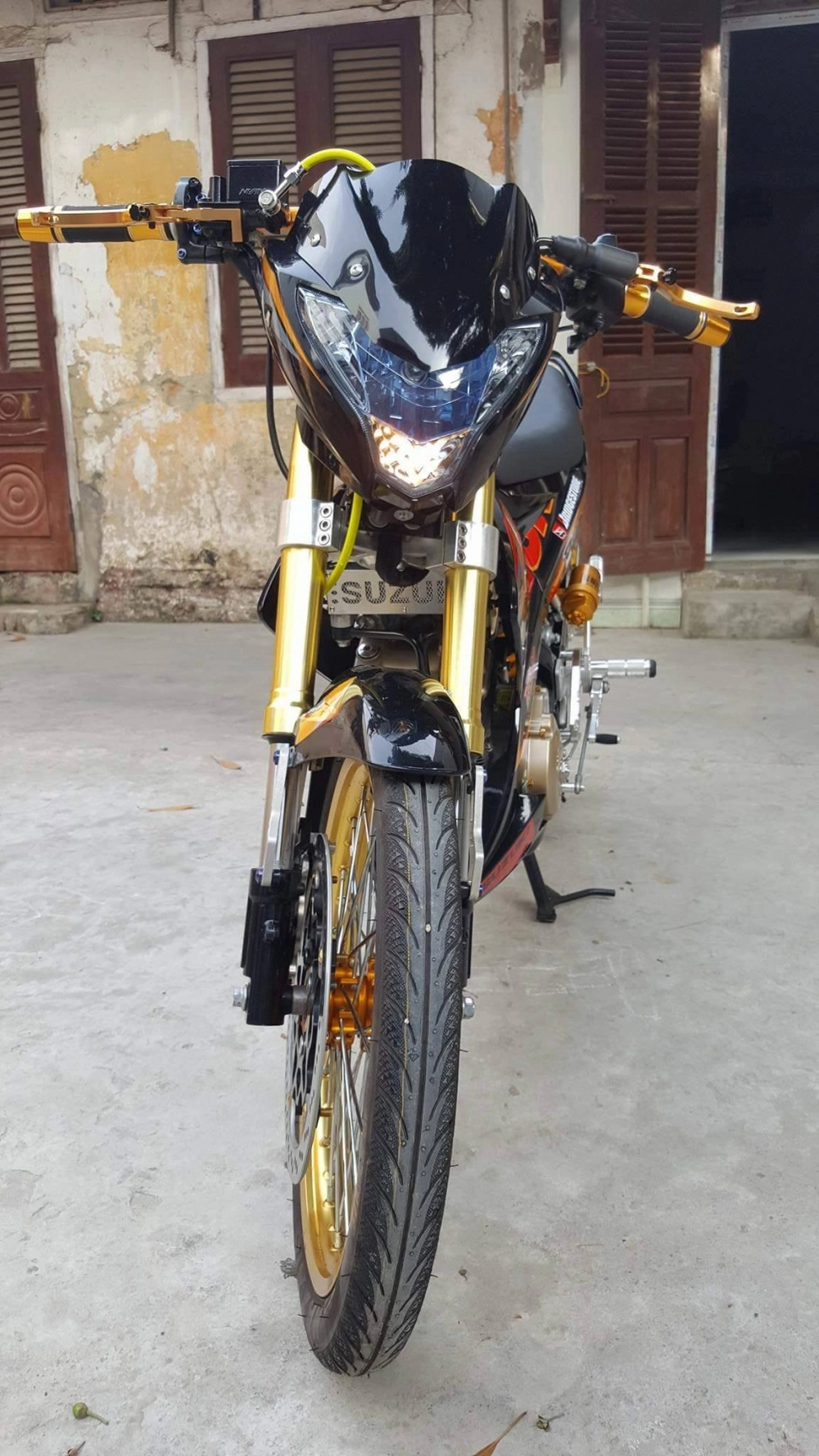 Suzuki raider đầy nổi bật trong version racingboy