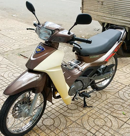  suzuki rgv 120 - su xì-po màu lạ ở sài gòn 