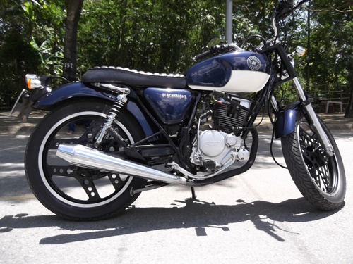  sym bonus hóa thành triumph bonneville ở sài gòn 