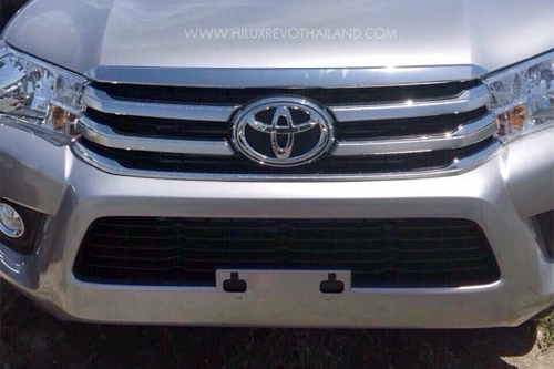  thêm ảnh toyota hilux 2016 