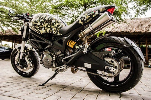  thợ sài gòn vẽ ducati monster rằn ri lạ mắt 