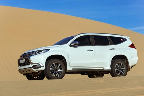 Thử sức pajero sport 2017 trong nắng gió bình thuận