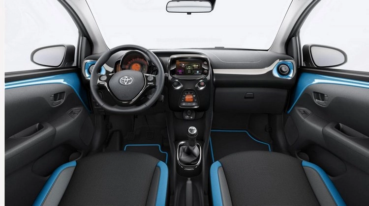 Toyota aygo 2015 tiêu thụ 38 lít100km trình làng