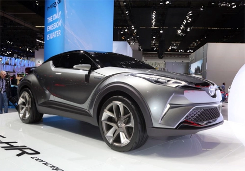  toyota c-hr tái xuất hứa hẹn suv mới 