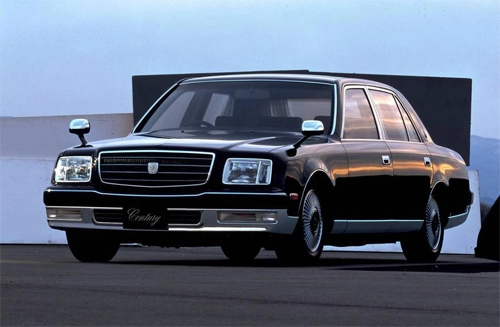  toyota century - sedan dùng động cơ v12 