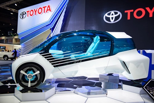 Toyota fcv plus ô tô kiêm nguồn cấp điện dân dụng