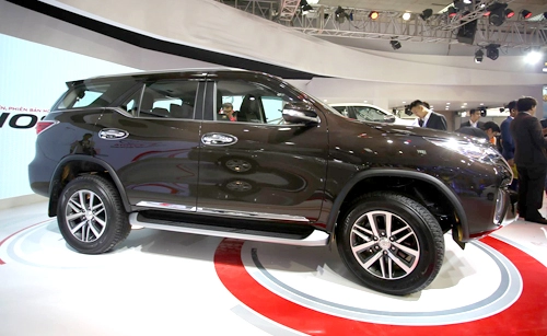  toyota fortuner 