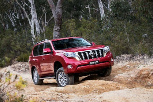 Toyota prado 2016 mang động cơ tăng áp mới giá 52990 usd