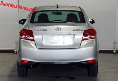  toyota yaris l mới - sedan kéo dài trục cơ sở 